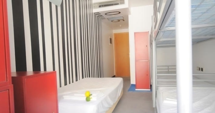 HABITACIONES-SALAMANCA-REVOLUTUM-HOSTEL