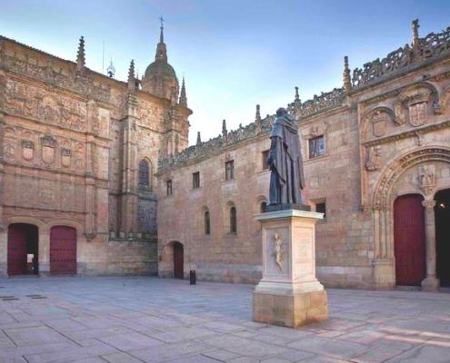 que-ver-en-salamanca-patio-de-escuelas